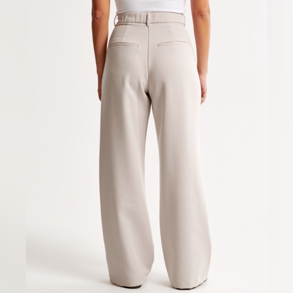 Abercrombie Curve Love Sloane Tailored Wide Leg Pant - Picture 2 of 7